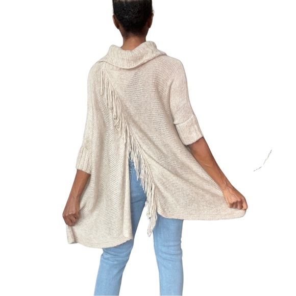 NINE WEST JEANS BEIGE COWL NECK FRINGE SWEATER WITH A SPLIT IN THE FRONT & BACK - Picture 4 of 5